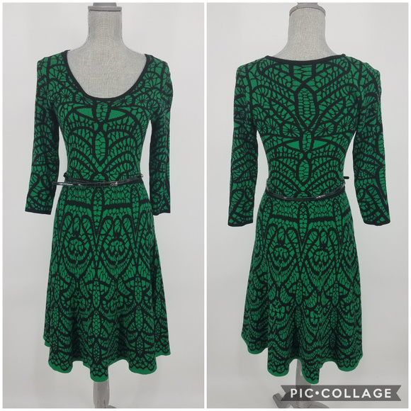 Carmen Marc Valvo Dresses & Skirts - Carmen Marc Valvo Dress